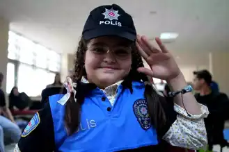 Engelli Esin'in Polis Hayali Gerçek Oldu